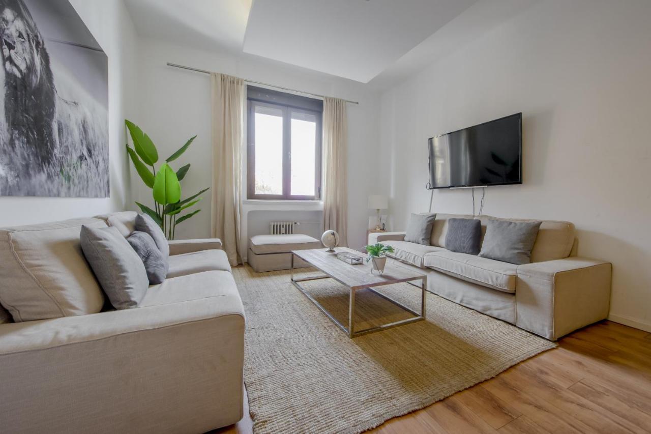 Luxury Apartamento De 5 Hab En El Centro De Madrid Apartment Ngoại thất bức ảnh